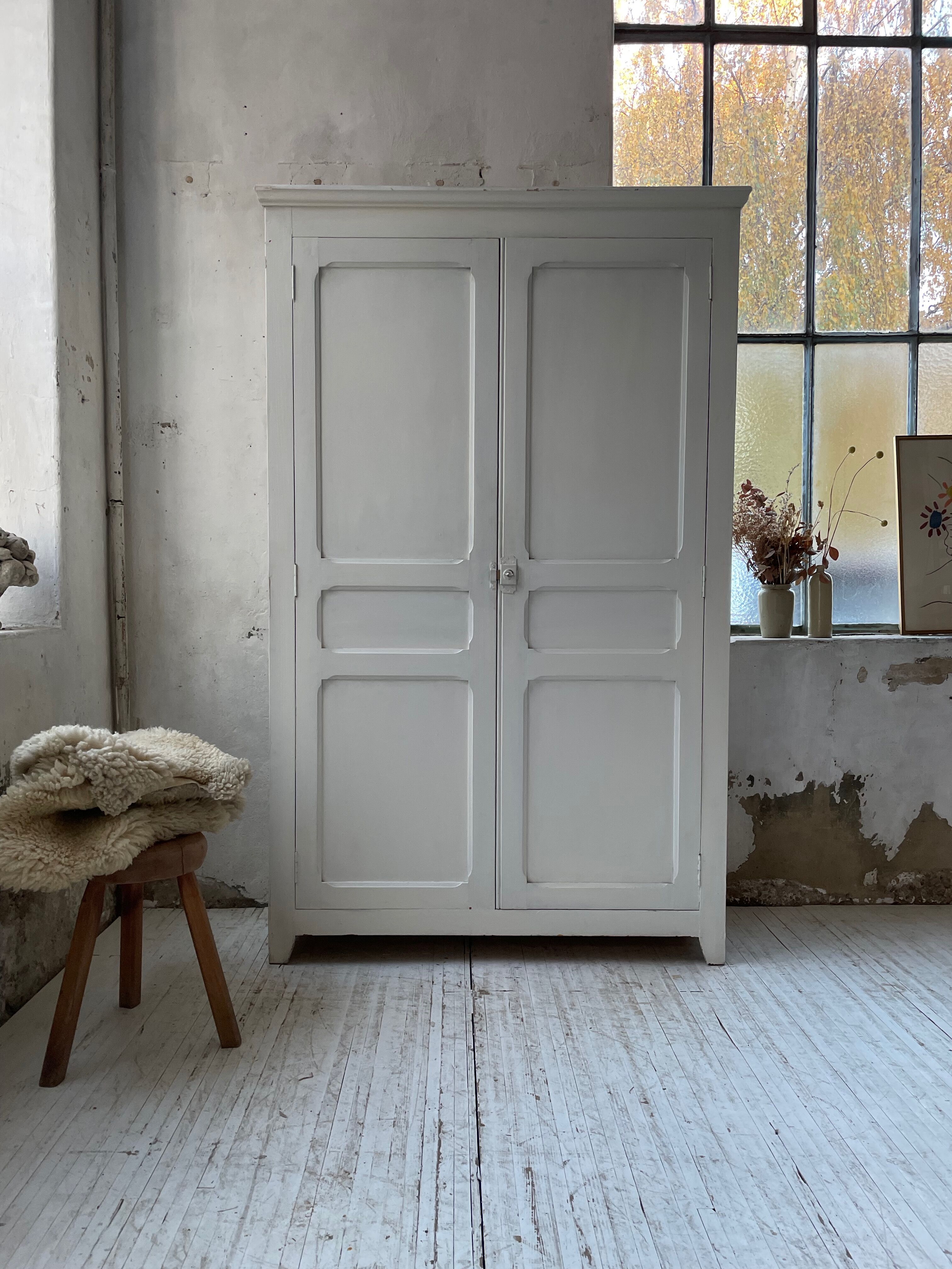White cutter cabinet