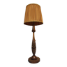 Grande lampe en bois florale sculpté 1960