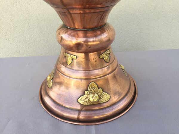 Amphore en cuivre rouge et laiton décor oriental mauresque art