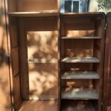 Asymmetrical cabinet