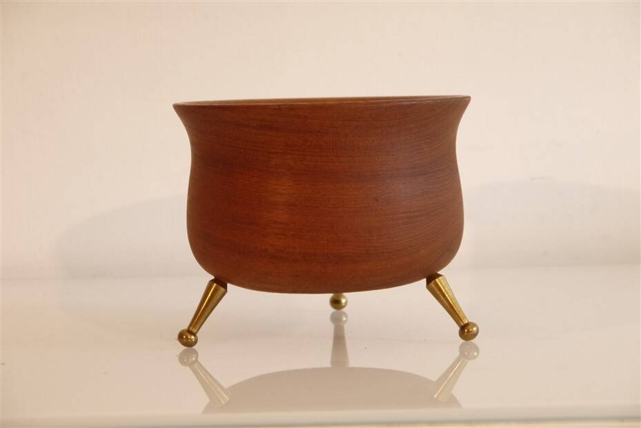 Danish empty pocket in teak and brass 1960