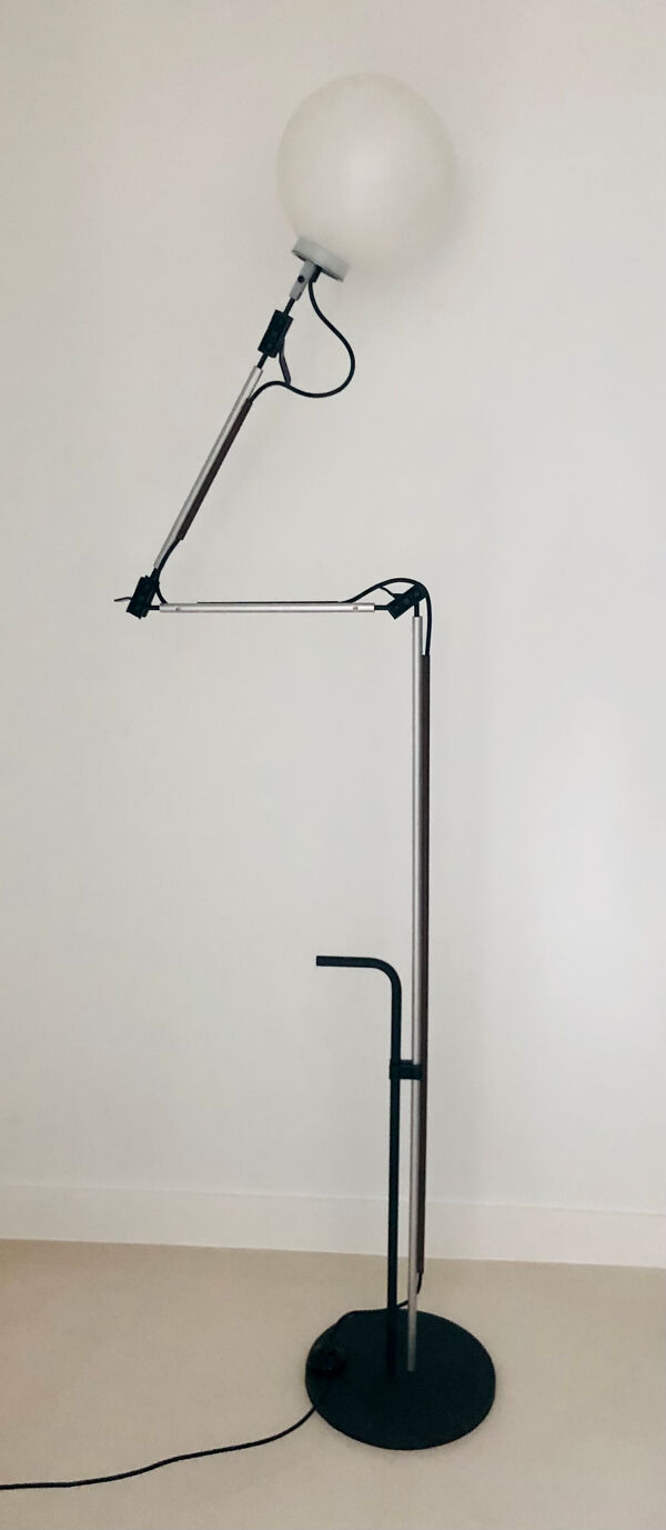 Lampadaire ''Aggregato terra'' par Enzo Mari pour Artemide, Italie années 70
