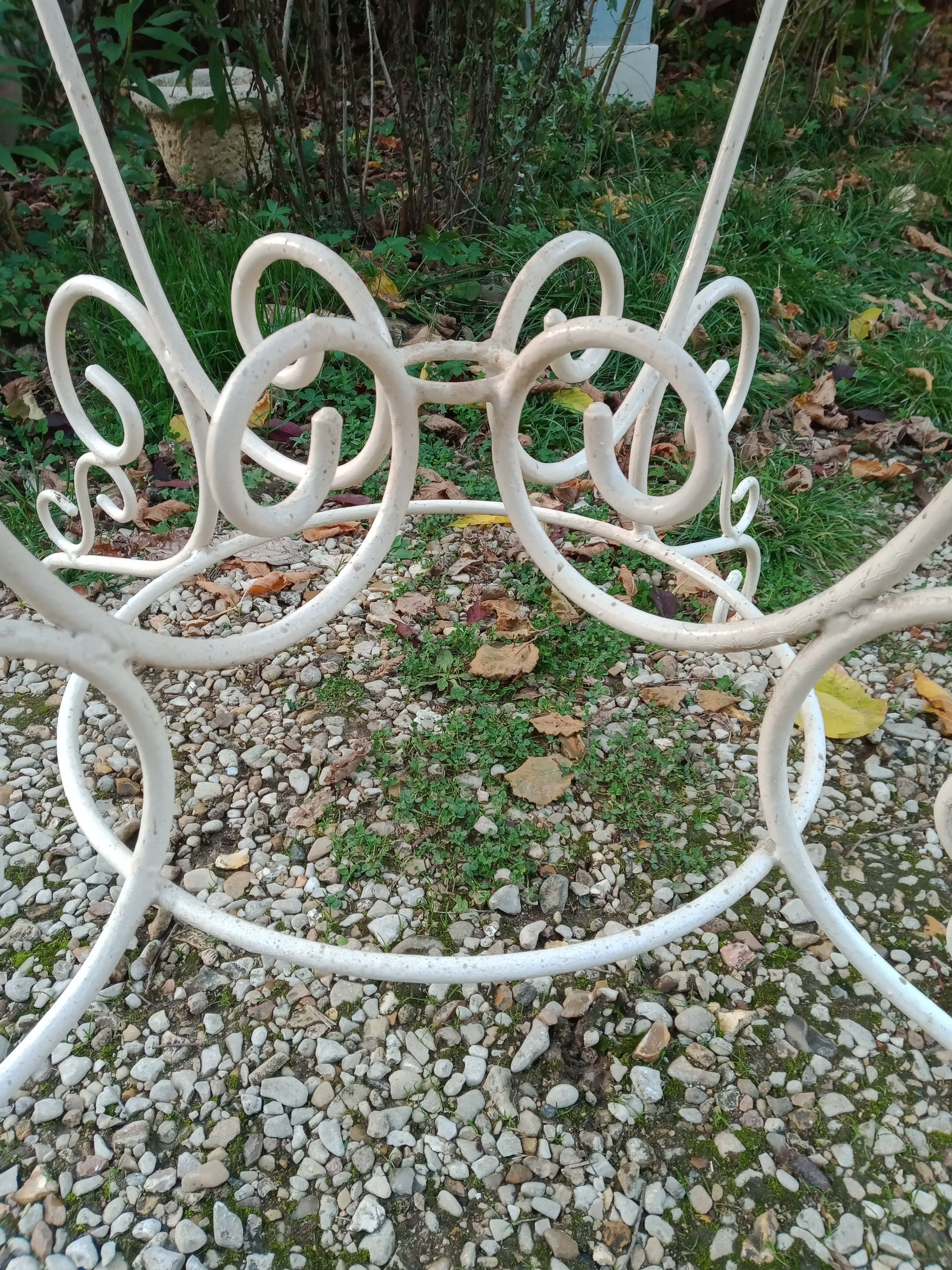 Metal garden furniture