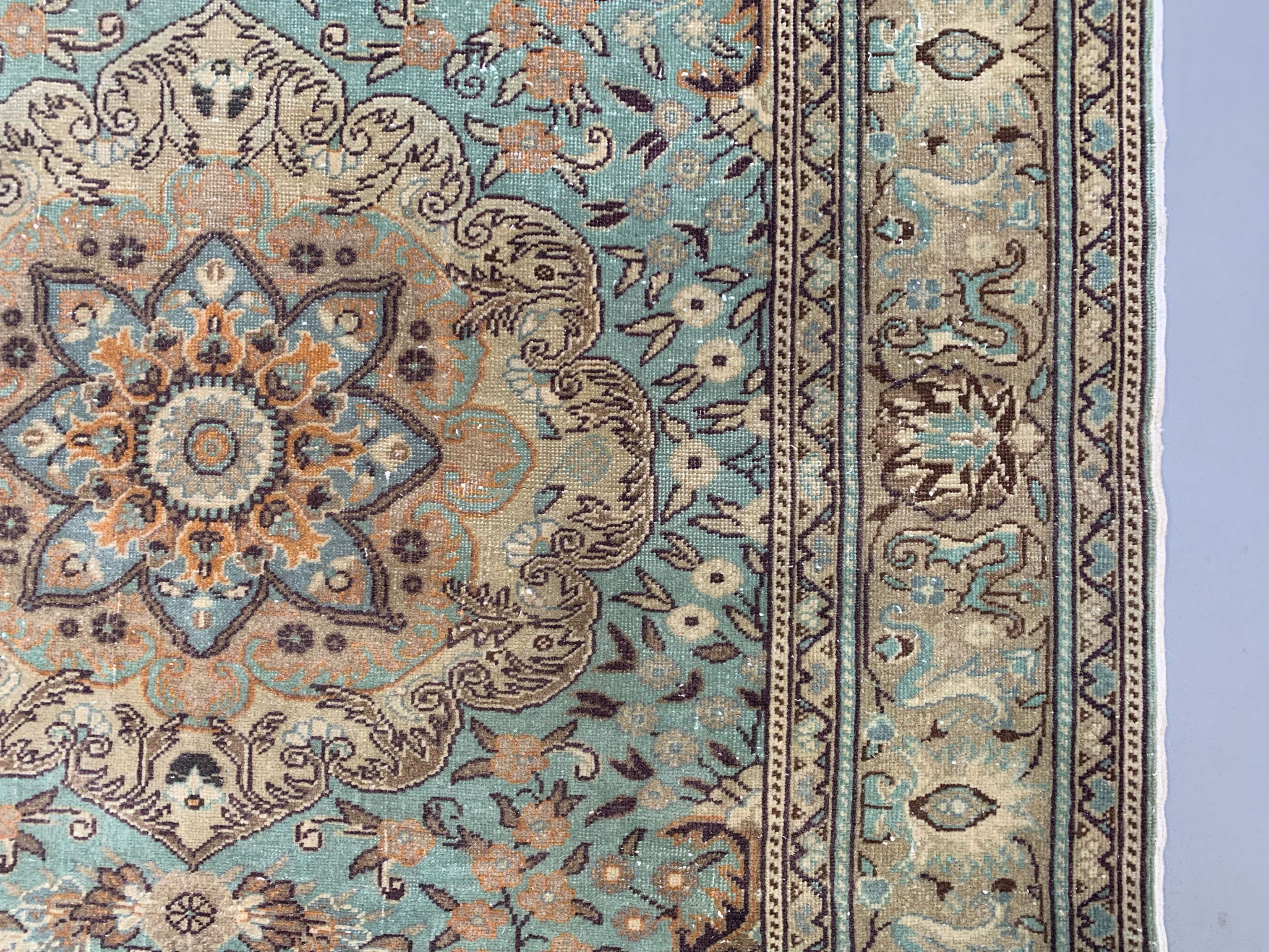 Vintage turkish rug 205x120 cm shabby carpet central anatolian medium