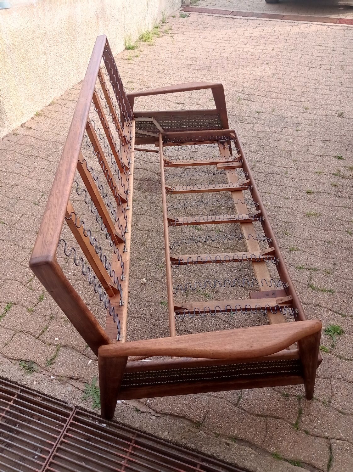 Scandinavian bench