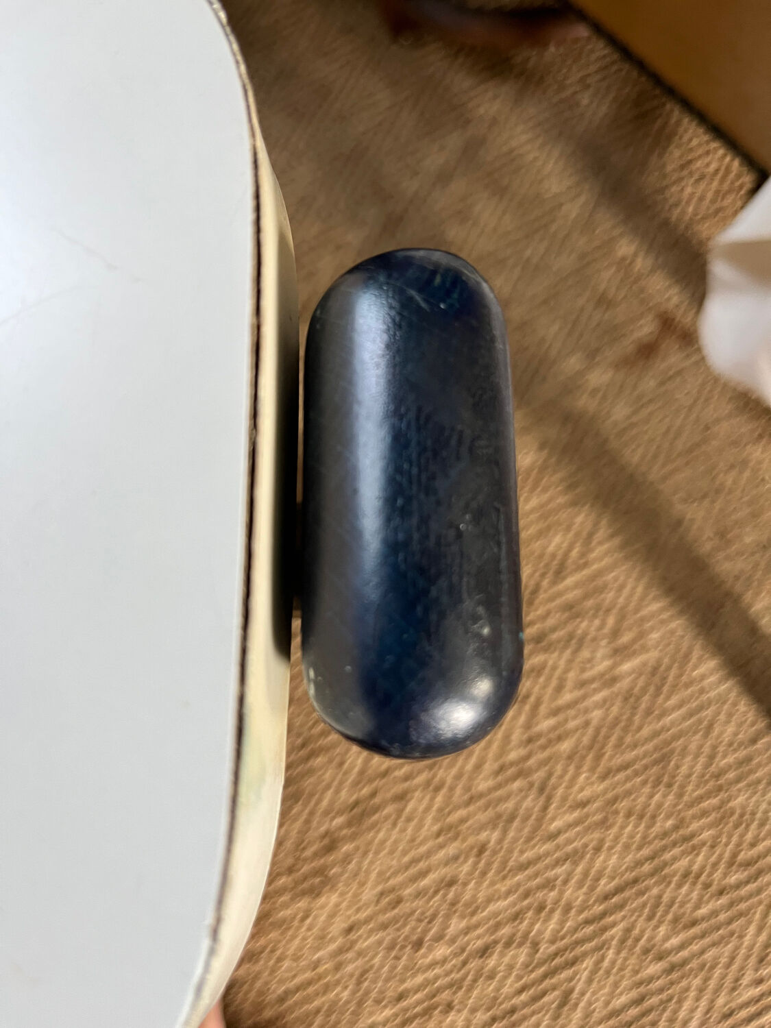 Bruno rey table for Kush and co