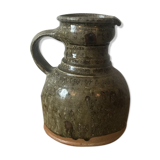 Pot/old sandstone vase