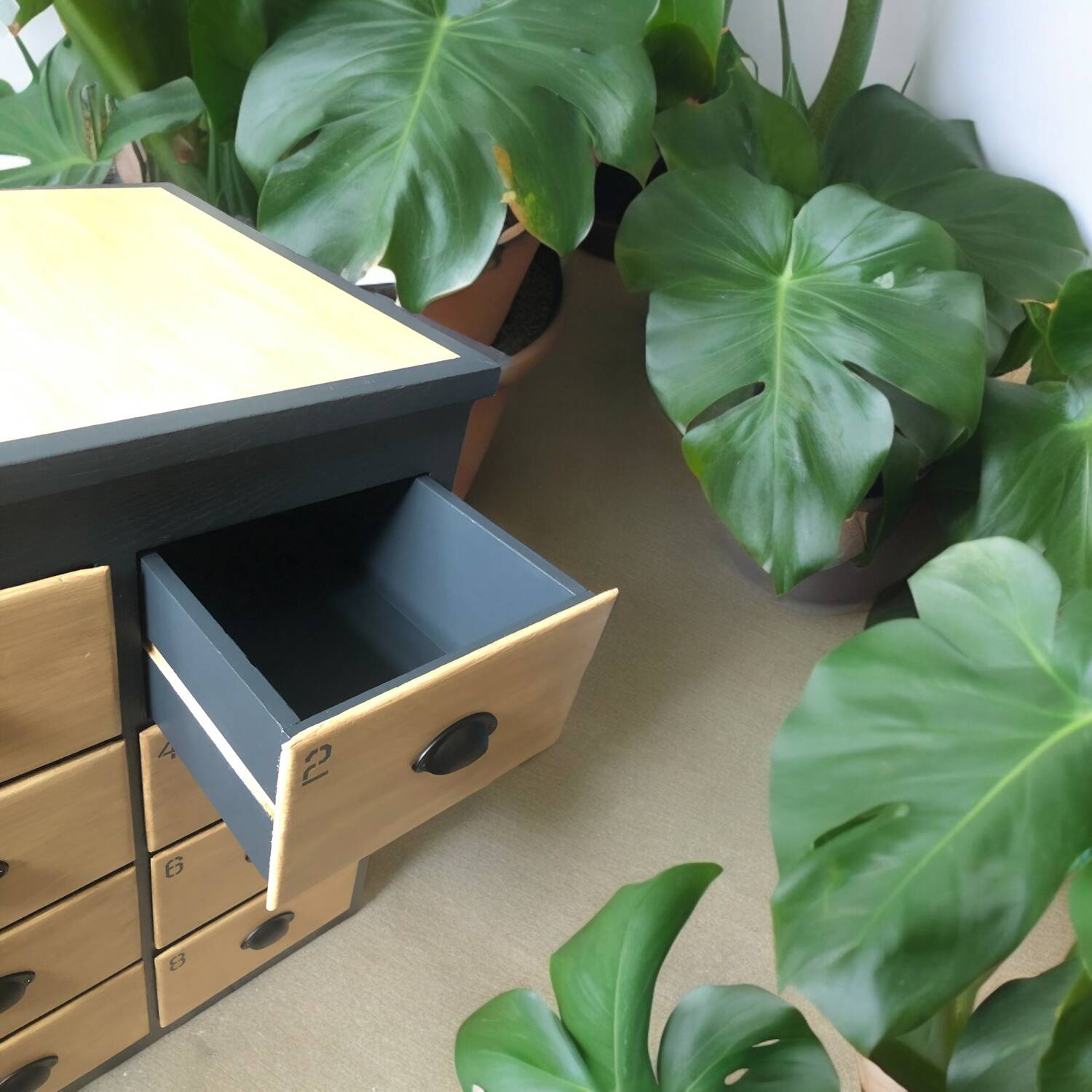 Trade furniture