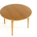 Dining set with round beech table + 4 'Heart' vintage dining chairs.
