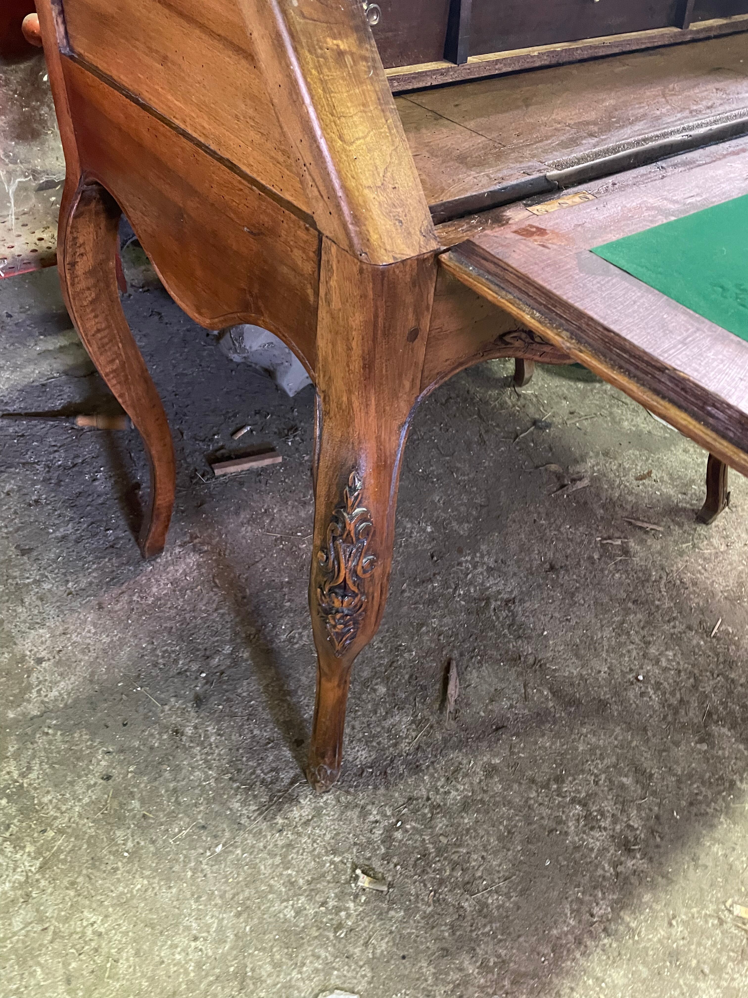 Office secretary louis xvi