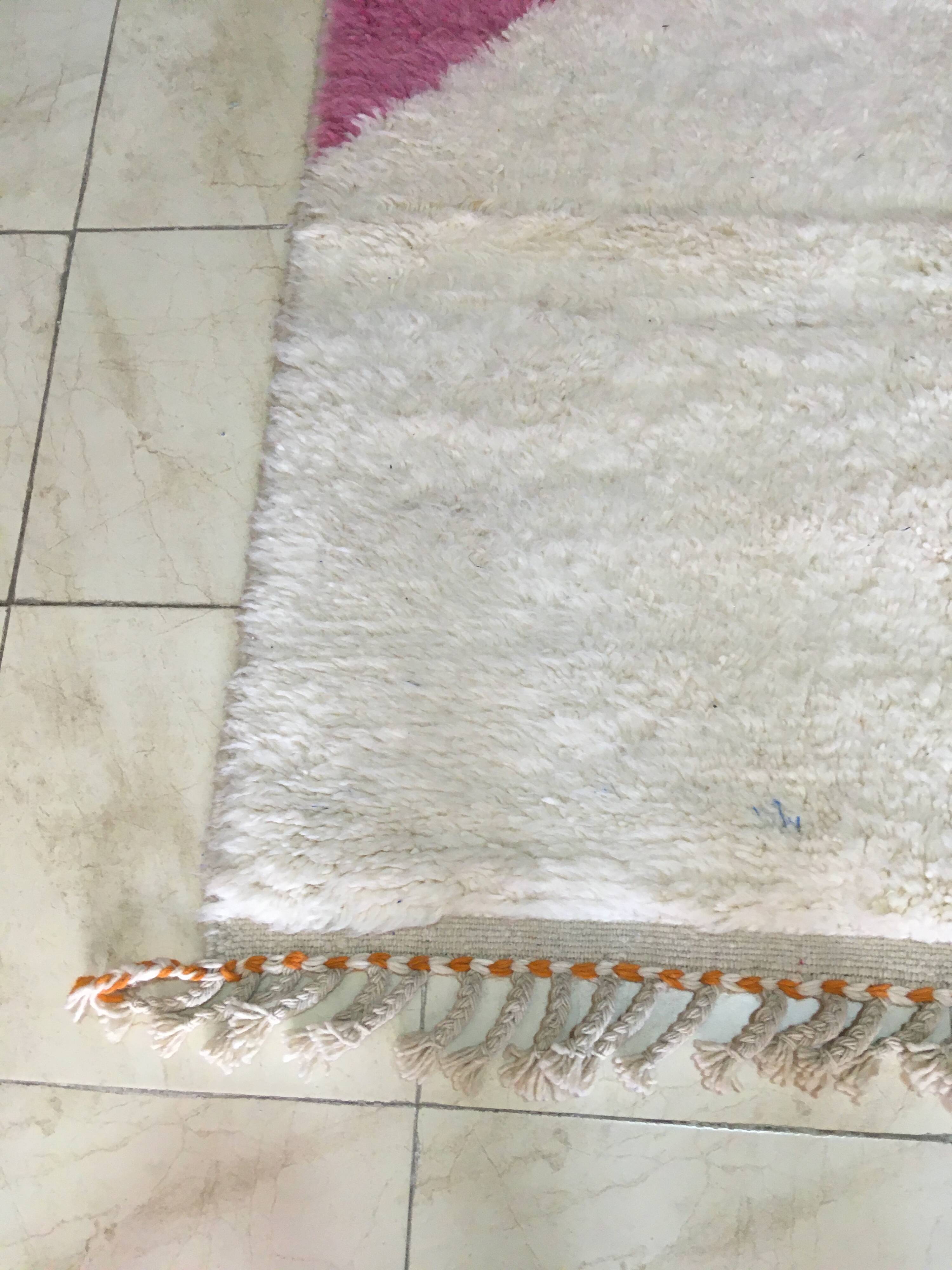 Boujaad Moroccan Berber Rug 2m40 x 1m60