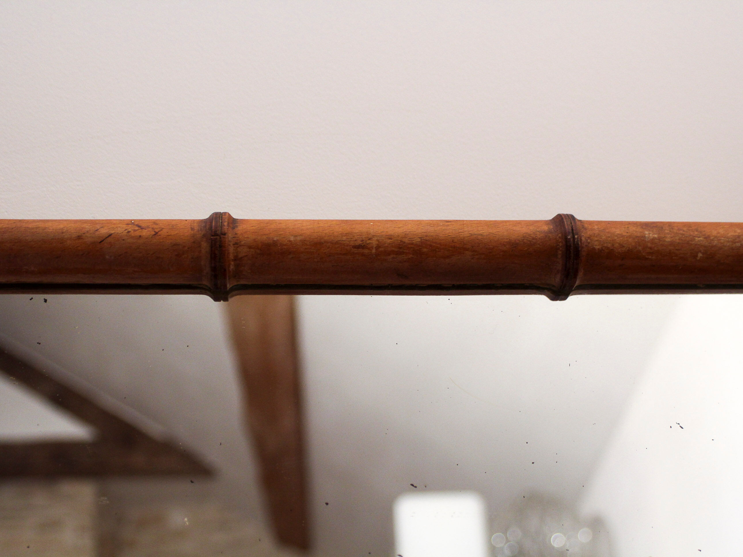 Miroir bois imitation bambou années 20, 70x52 cm