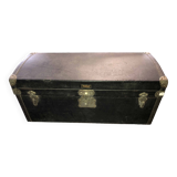 Old car trunk Malleauto