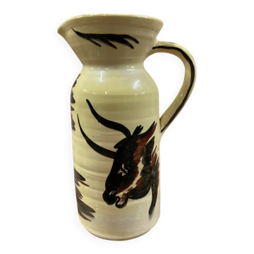 Vintage ceramic pitcher from Meyssac – Decorated with a prehistoric bull.