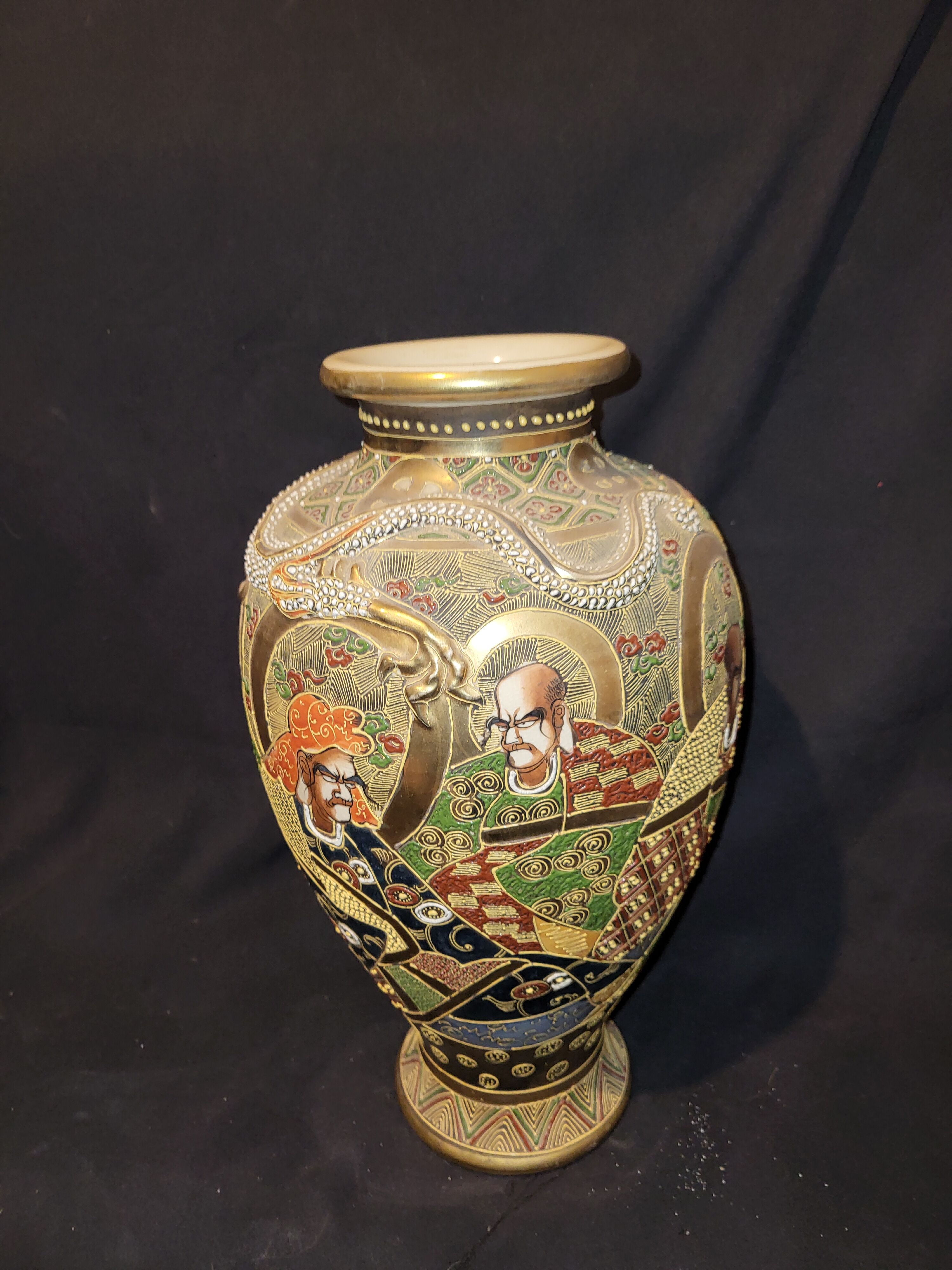 Paire de vases satsuma Japon circuit 1930