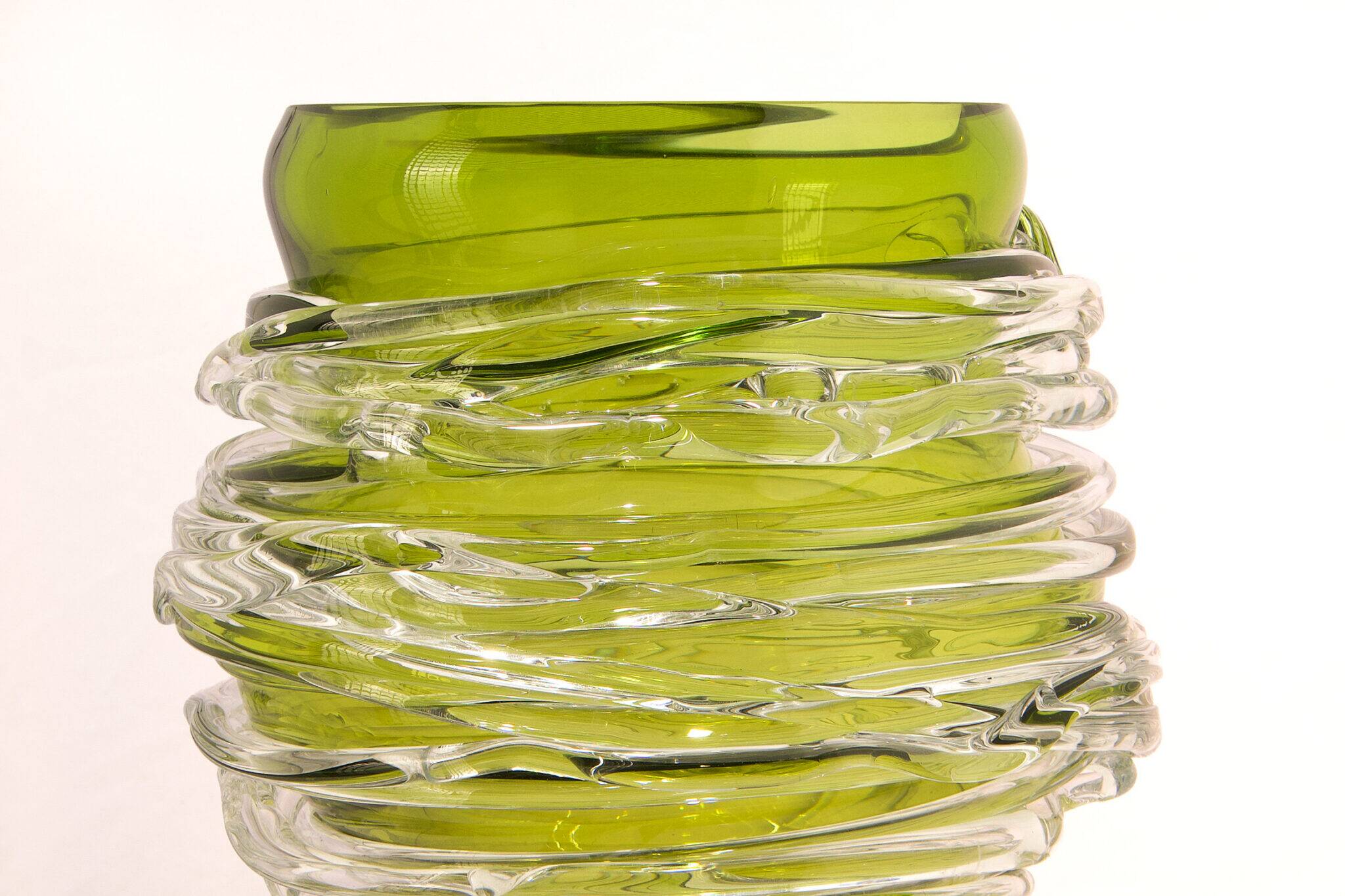 'Tamtam Honey' vase in crystal and green glass - Sem Schanzer (as l'Anverre