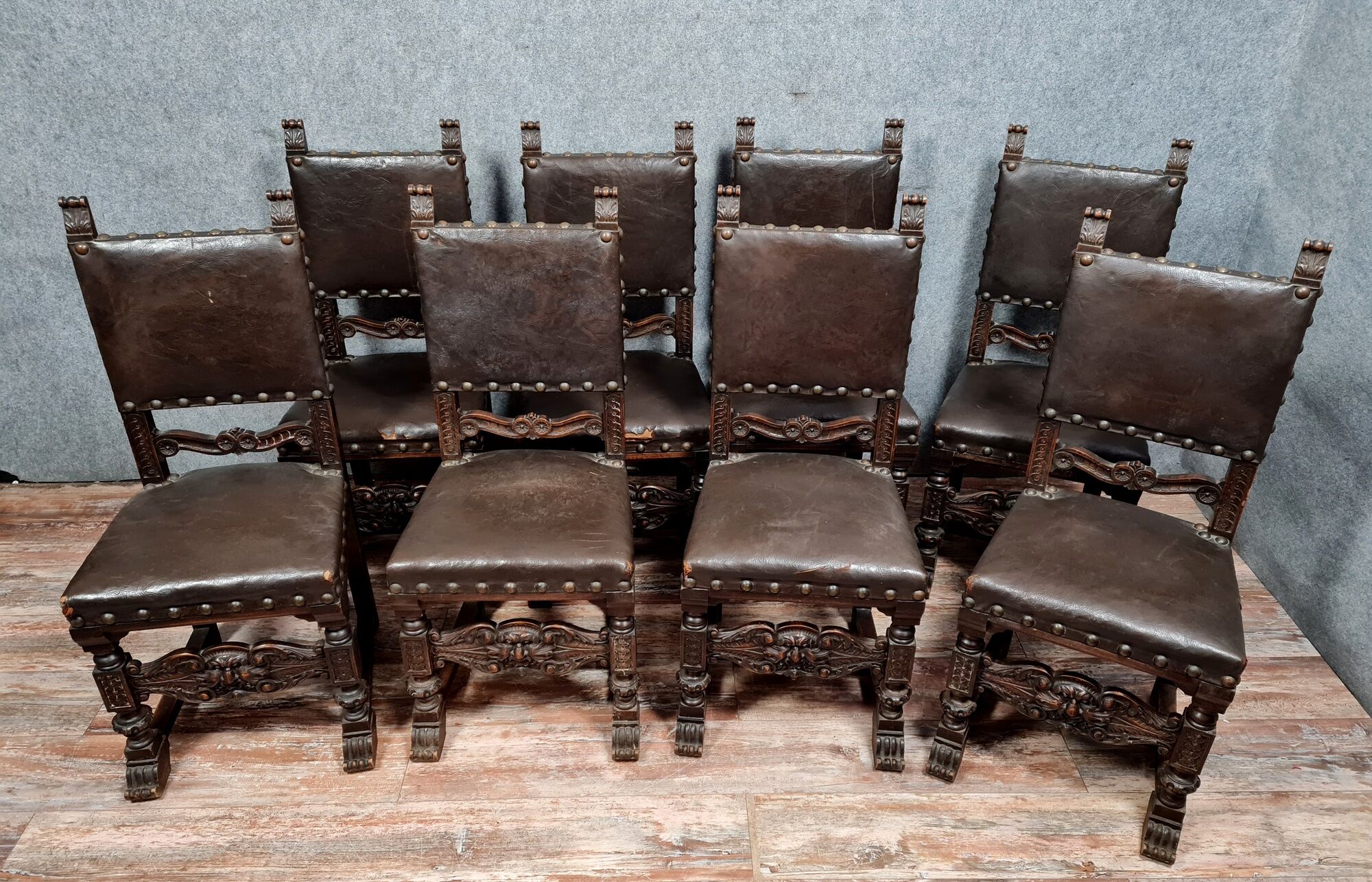 Series of 8 Renaissance chairs in oak with brown patina circa 1850