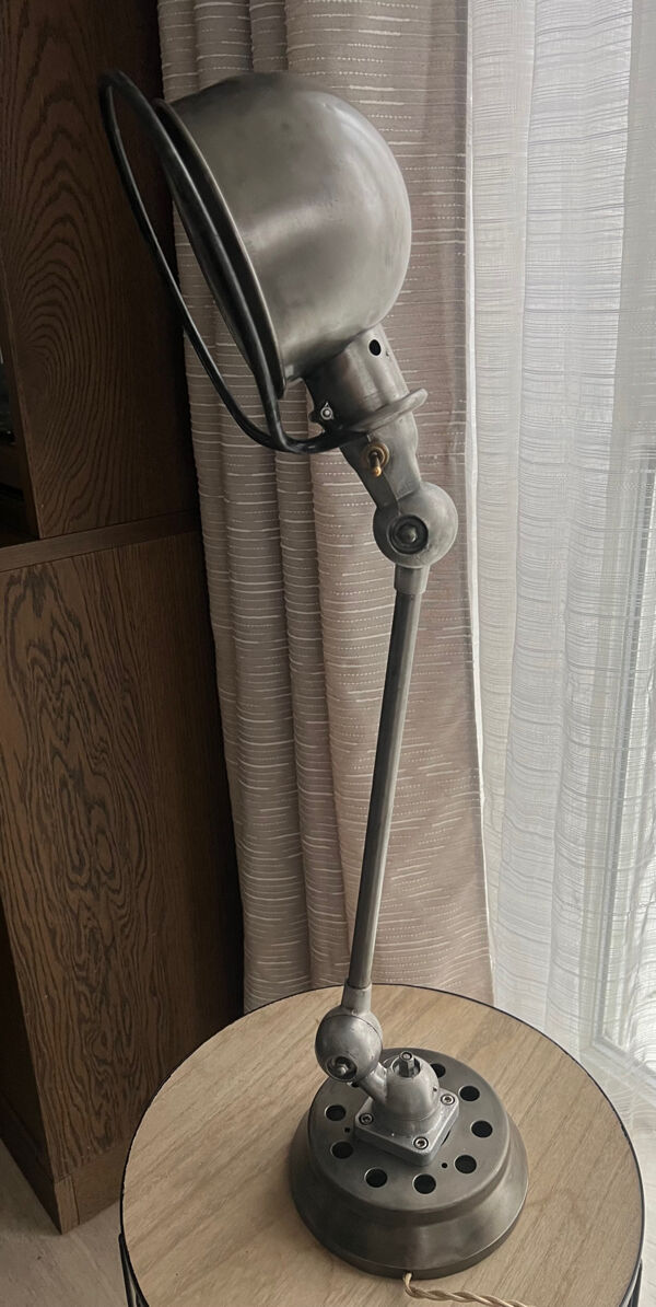 Lampe d’atelier articulée Jieldé – Finition acier brossé / déc