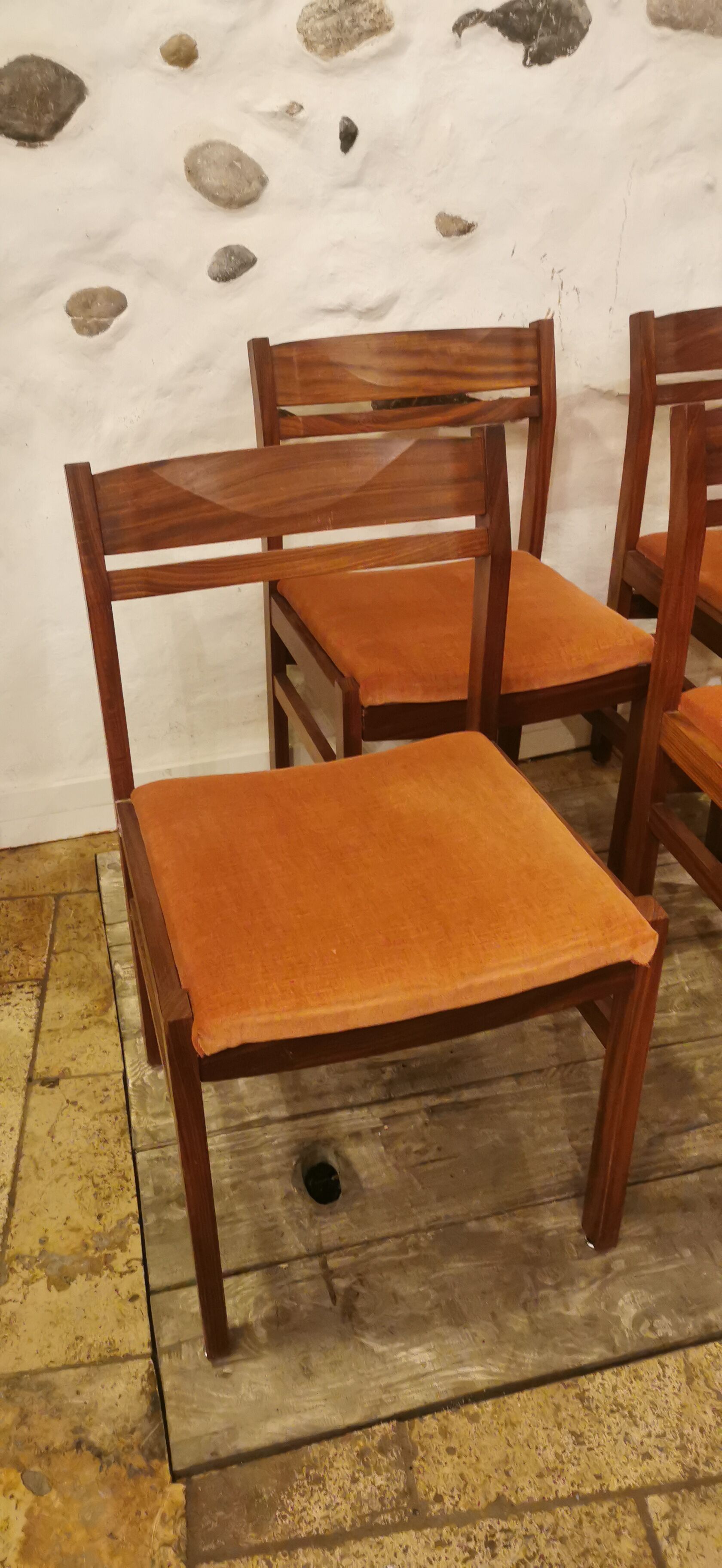 Set of 4 Danish Scandinavian chairs