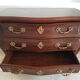 Commode tombeau bordelaise de style Louis XV
