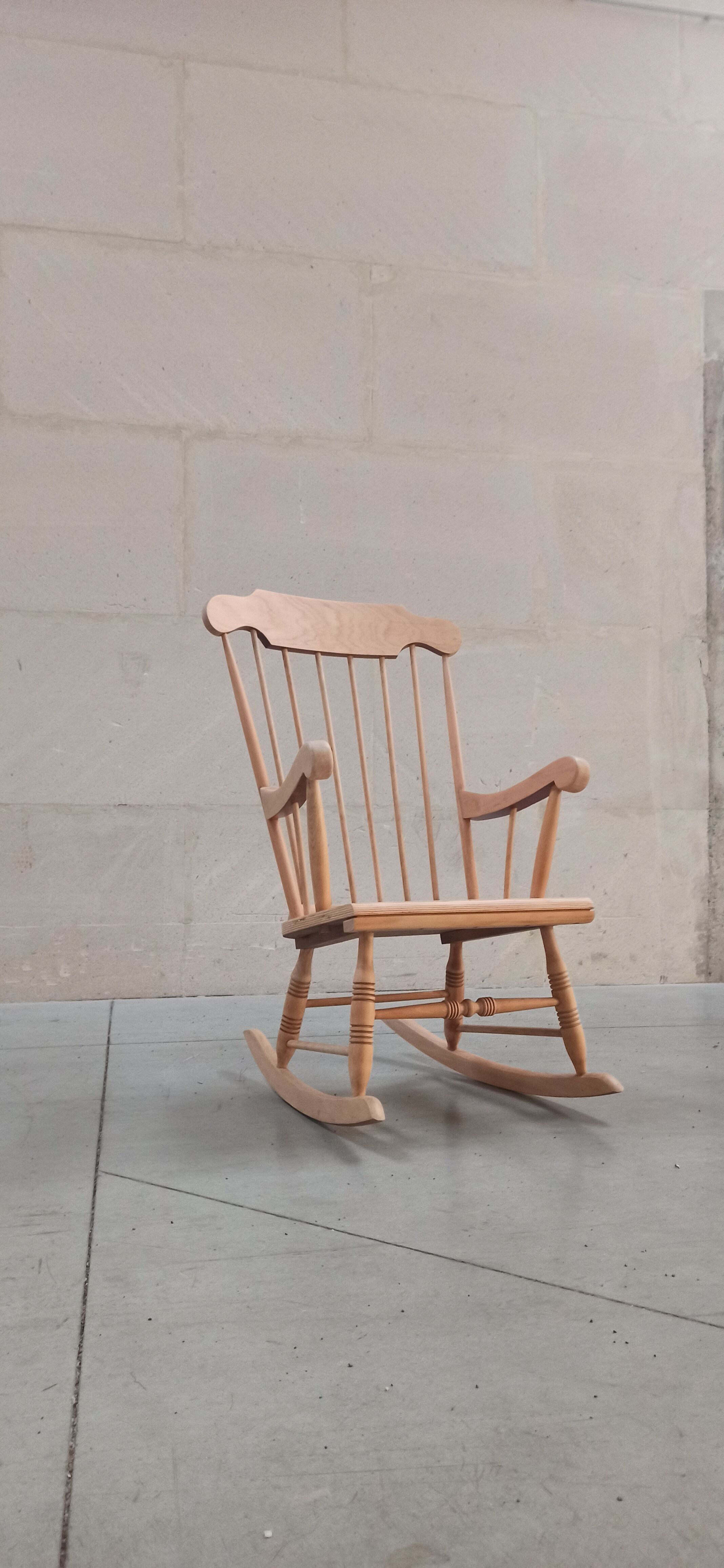 Wooden rocking chair 60's