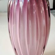 Organic floral vase. Blown glass in pink tones. Seguso Murano style
