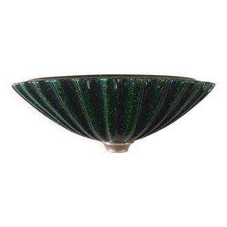 Robert de Schuytener wall light in spotted emerald green lacquered metal and brass for the Trianon collection