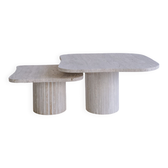 Tables basses gigognes irreguliere Athena en travertin naturel poreux