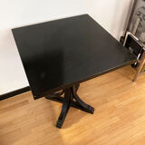 Square table