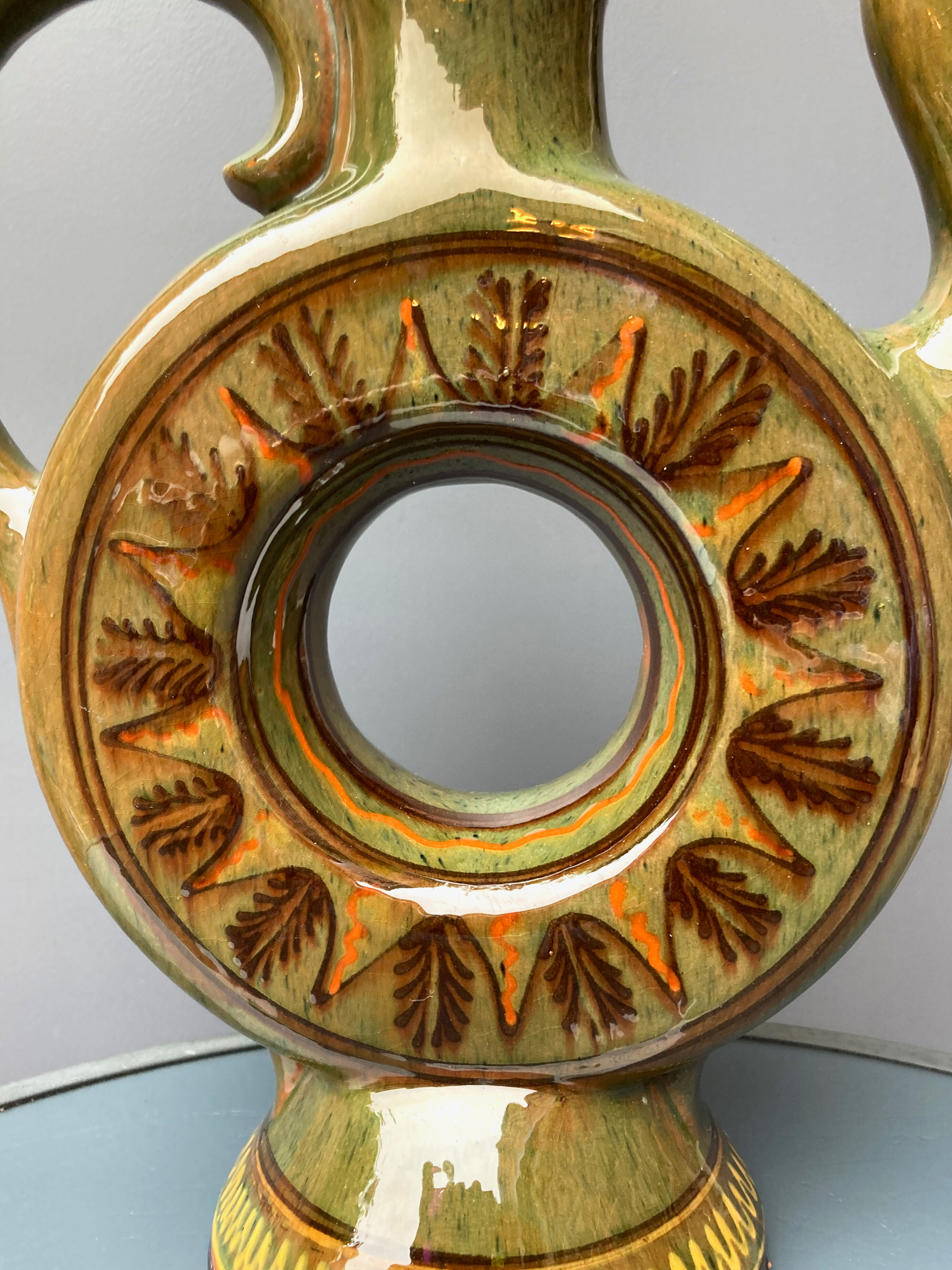 Earthenware ring coffee maker