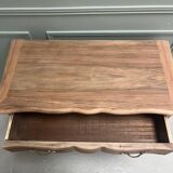 Shabby chic chest of drawers