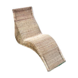 Rattan chaise longue