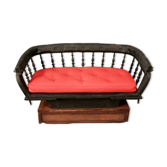 Napoleon III carriage seat mounted in bench