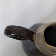 Two-tone stoneware jug model 424