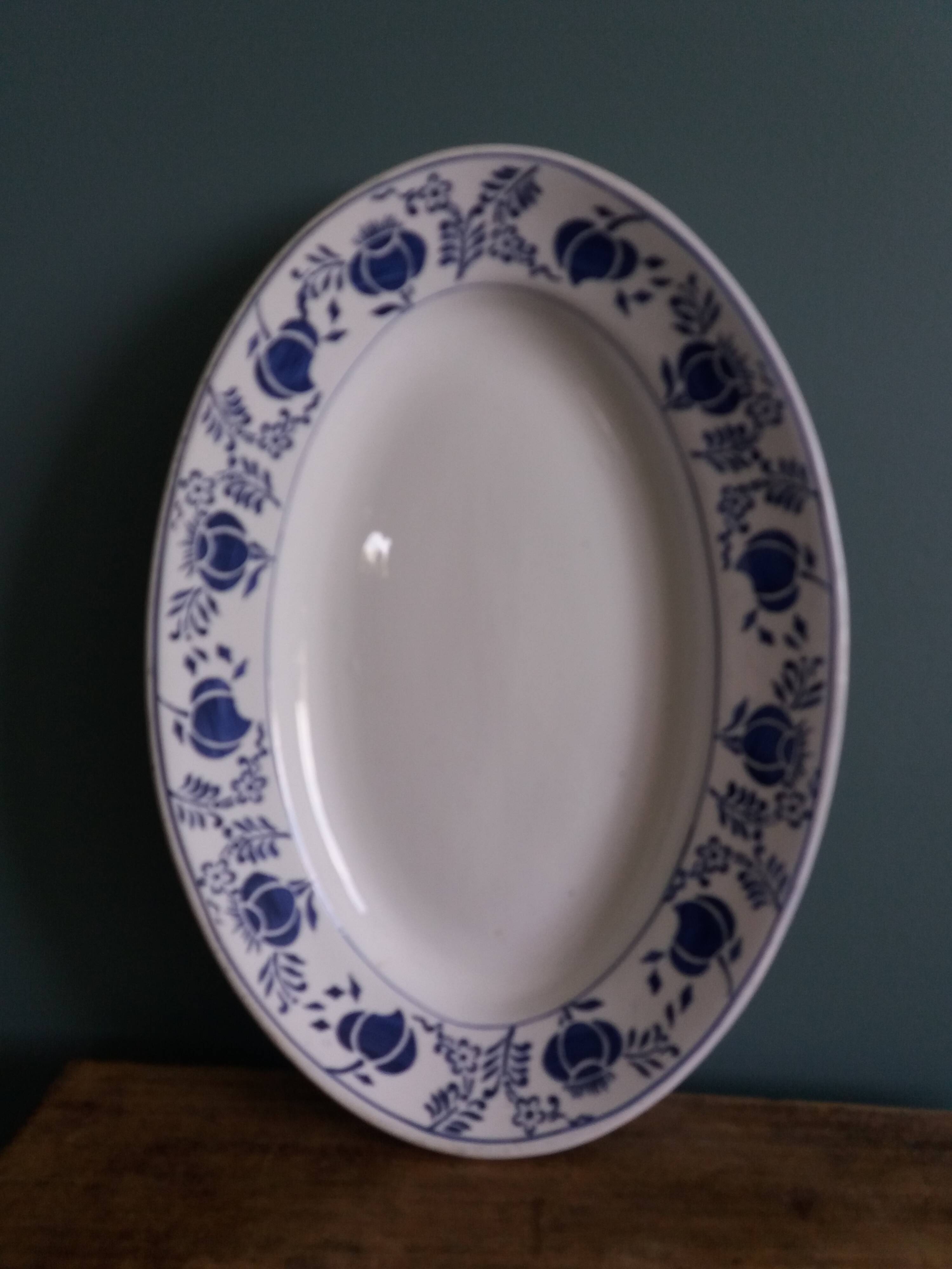 Iron Earth Dishes Moulin des Loups and Hamage