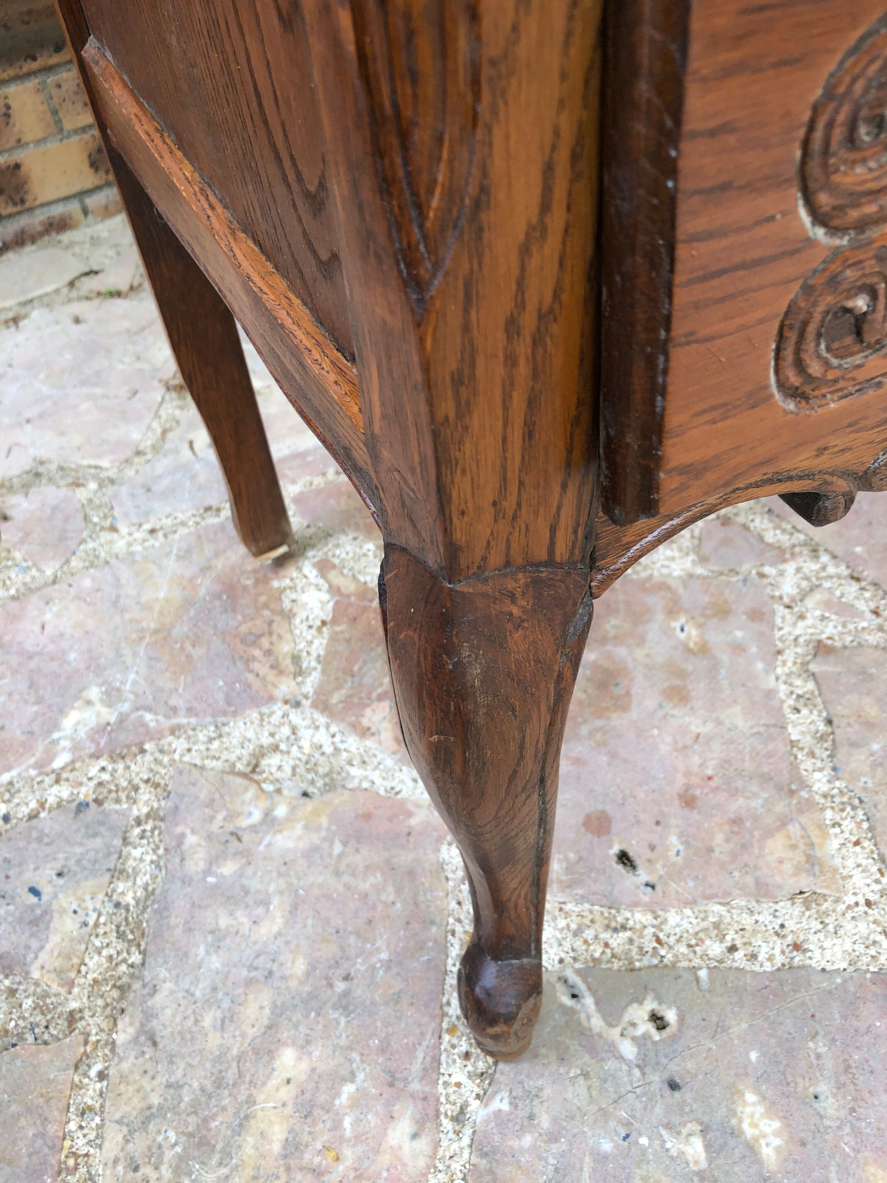 Dresser three drawers