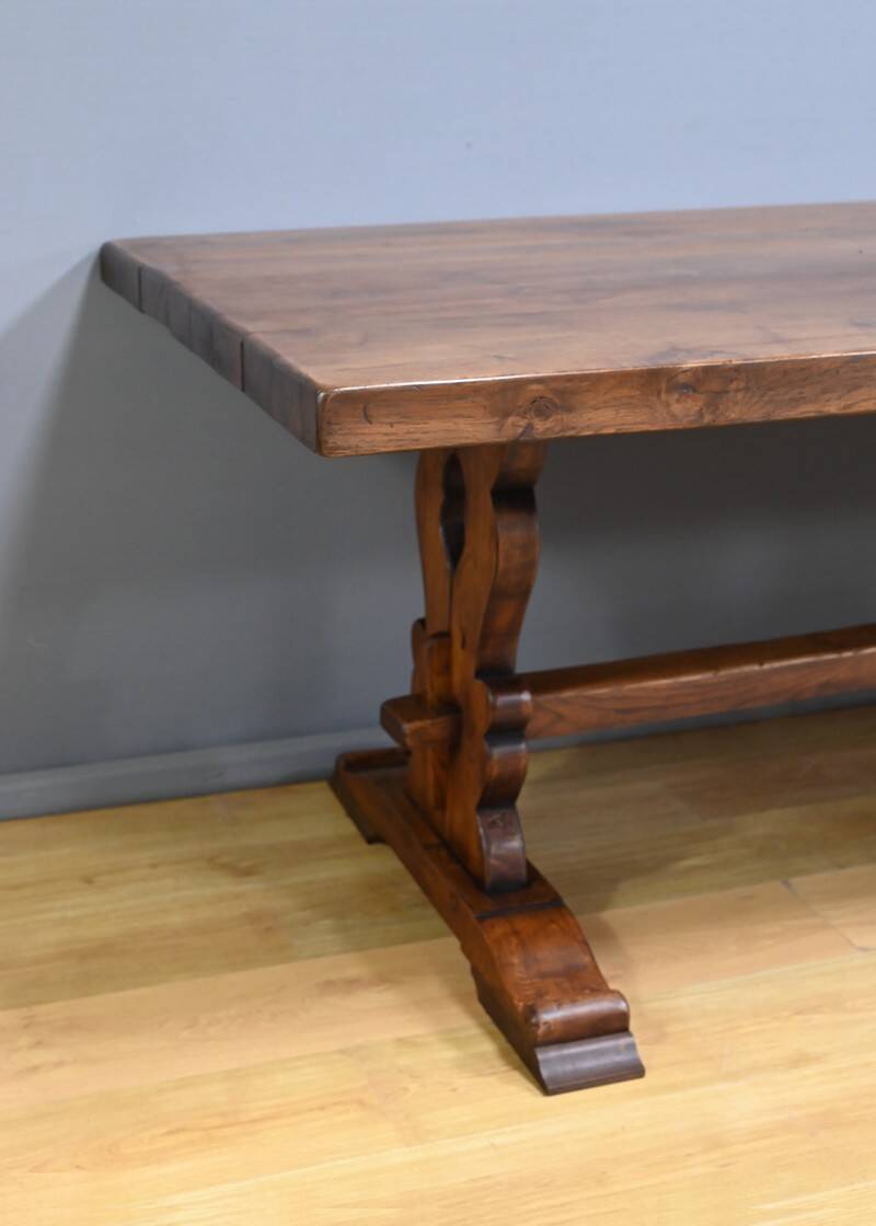 Table de monastère en chêne