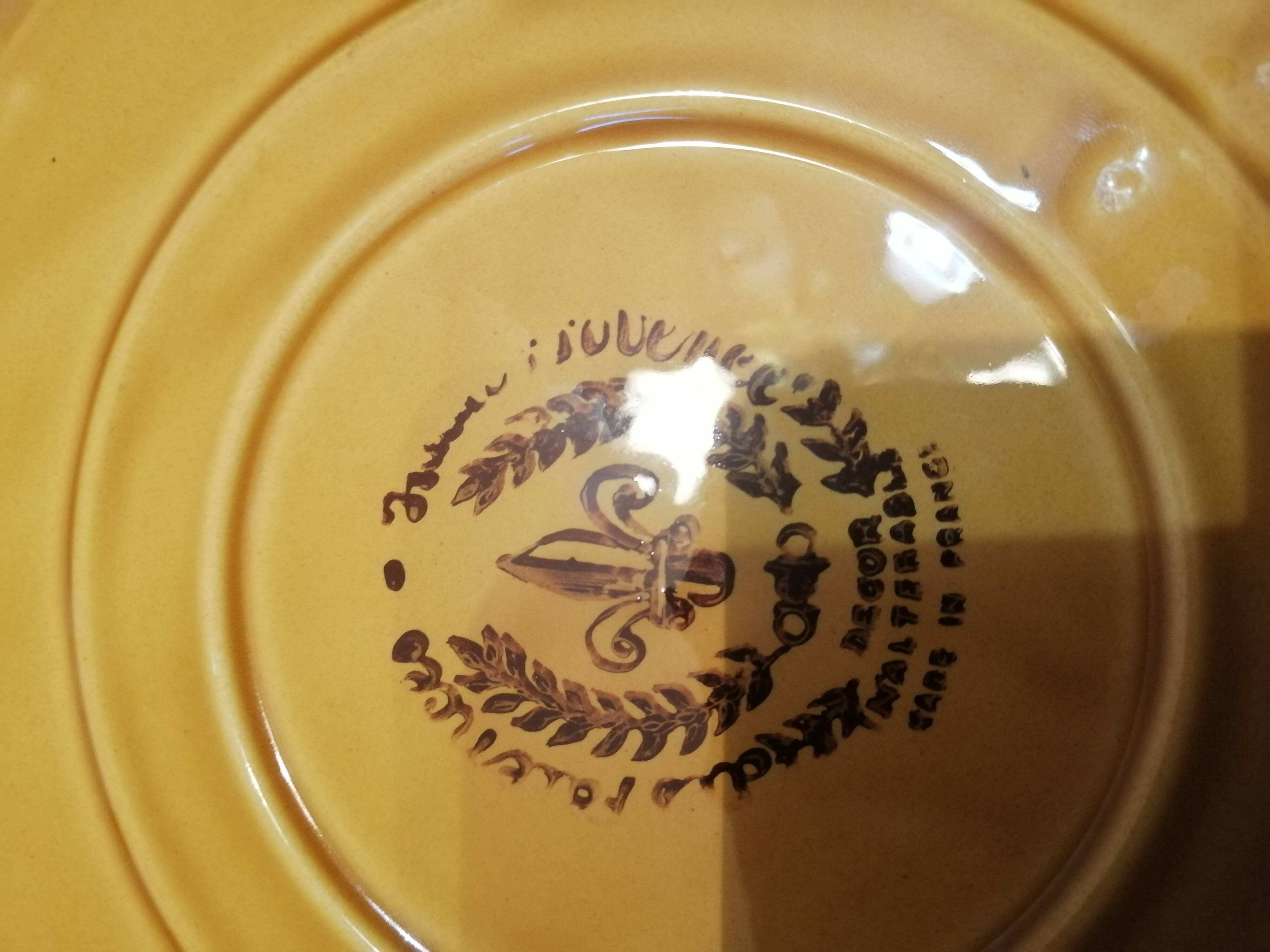 Lot of 8 ceramic plates