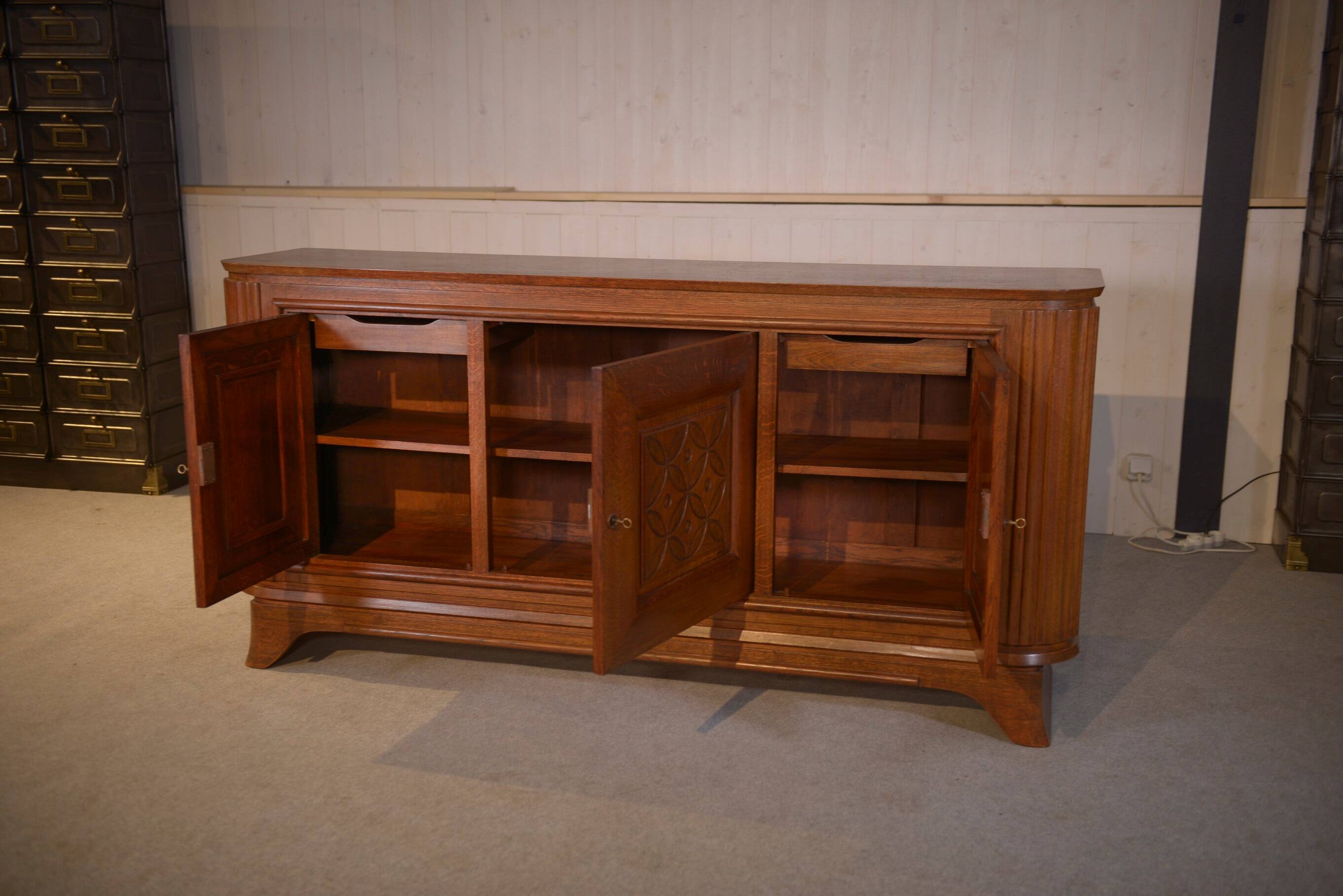 3-door sideboard in solid oak with curved legs, 1950s