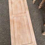 Renovated Louis Philippe extendable round banquet table with leaves, 10 feet.