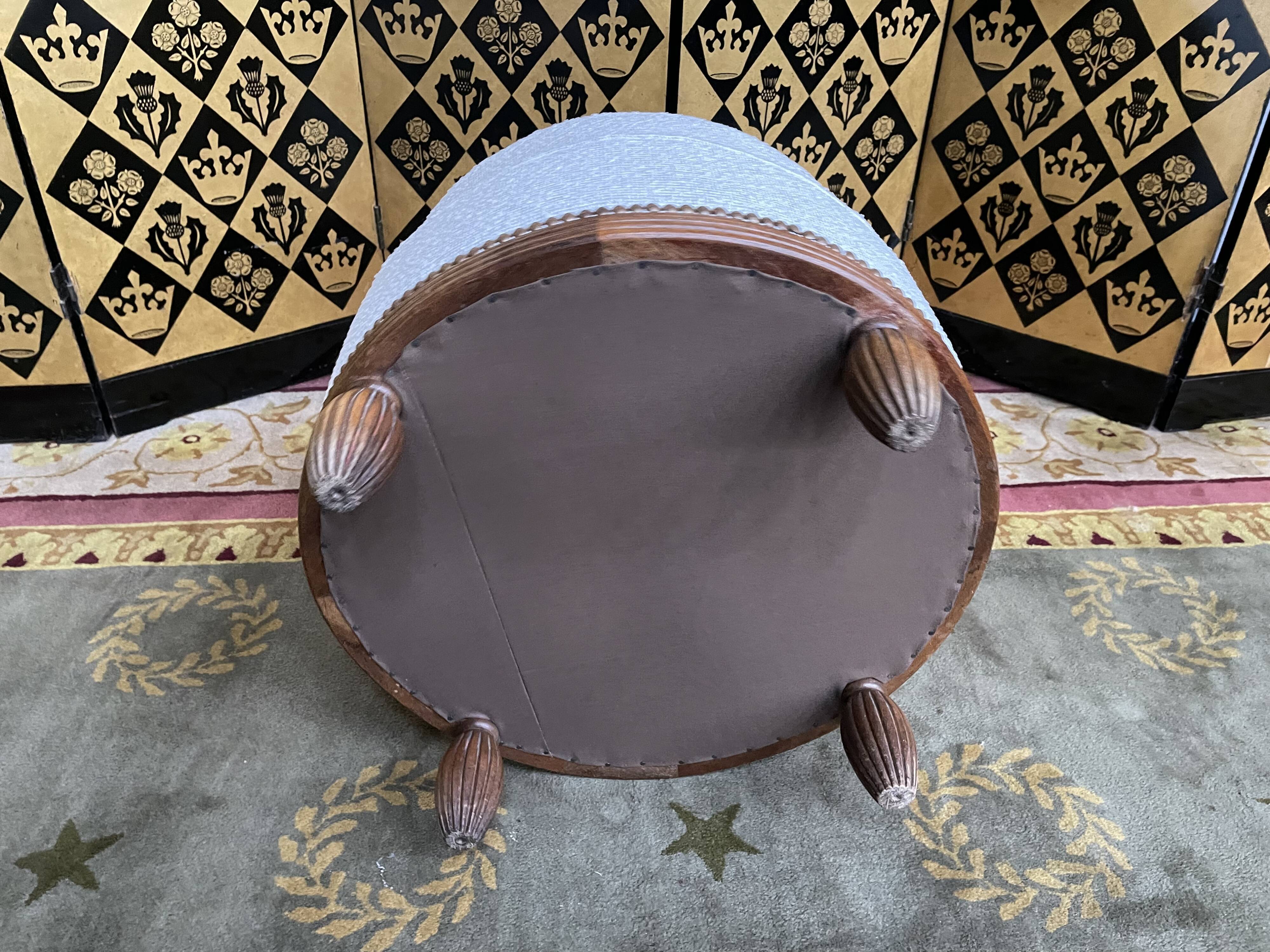 Pouf Art Deco era restored