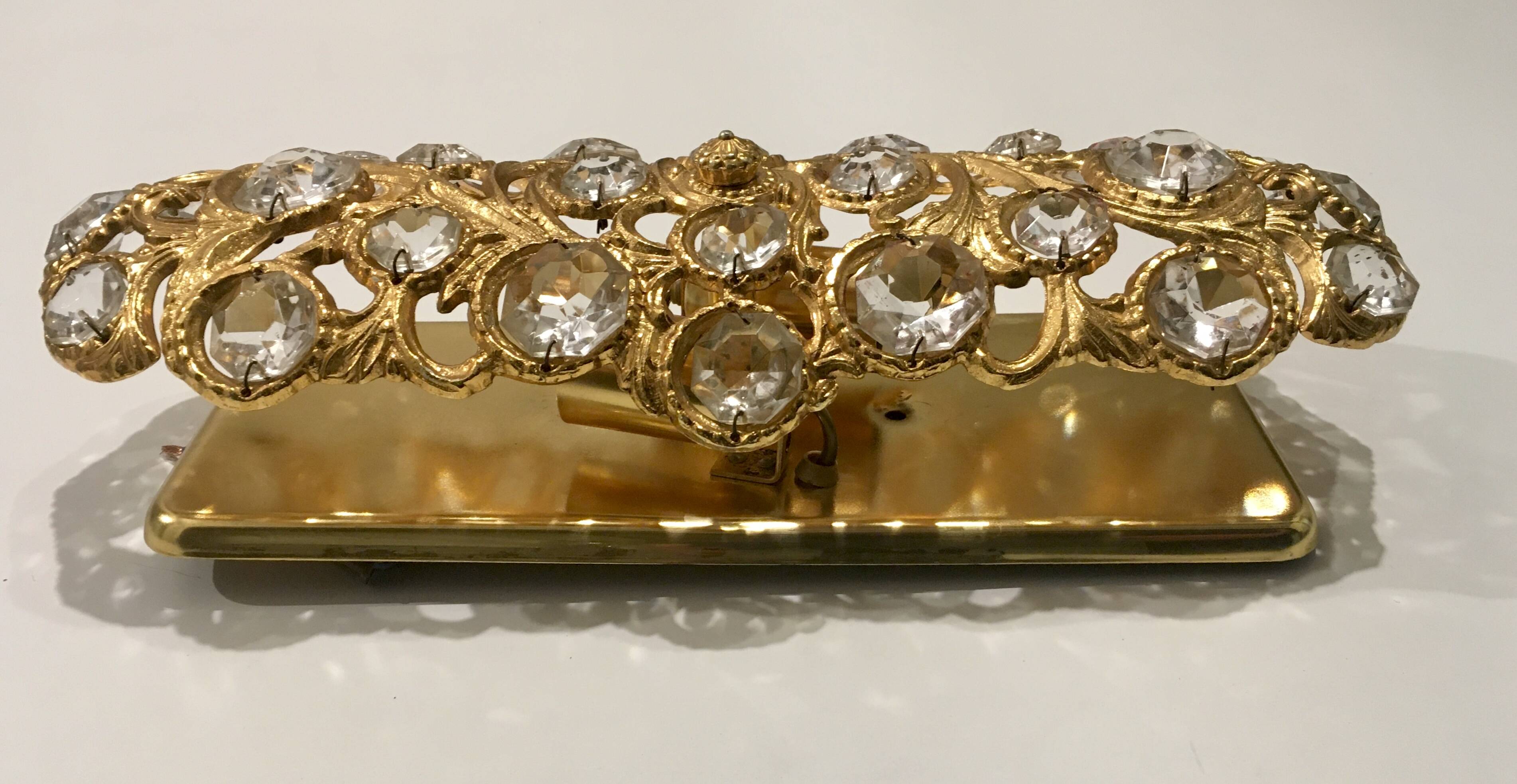 Wall lamp in gilded brass and glass, Peris Andreu, Spain, 1960s