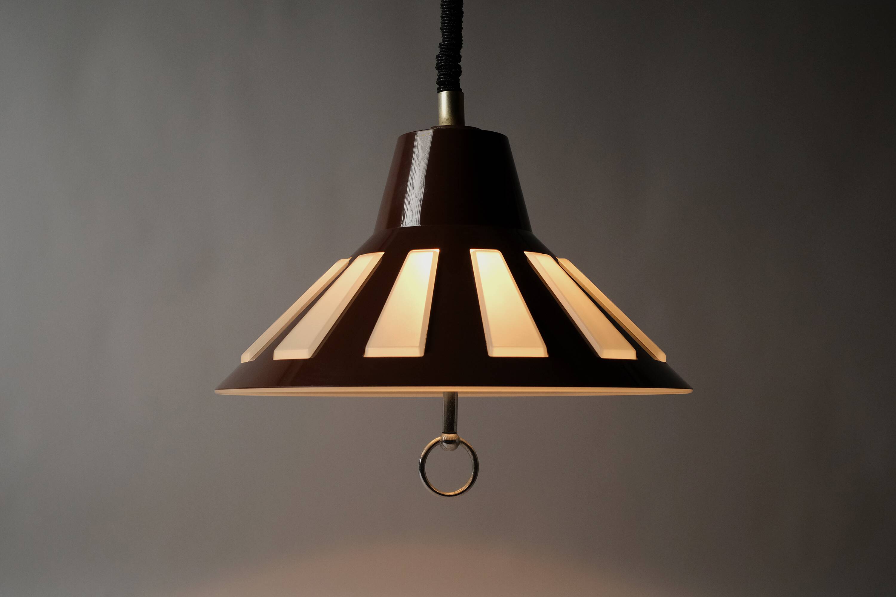 Suspension UFO Massive Lighting Belgique, monte-et-baisse, double couche, a