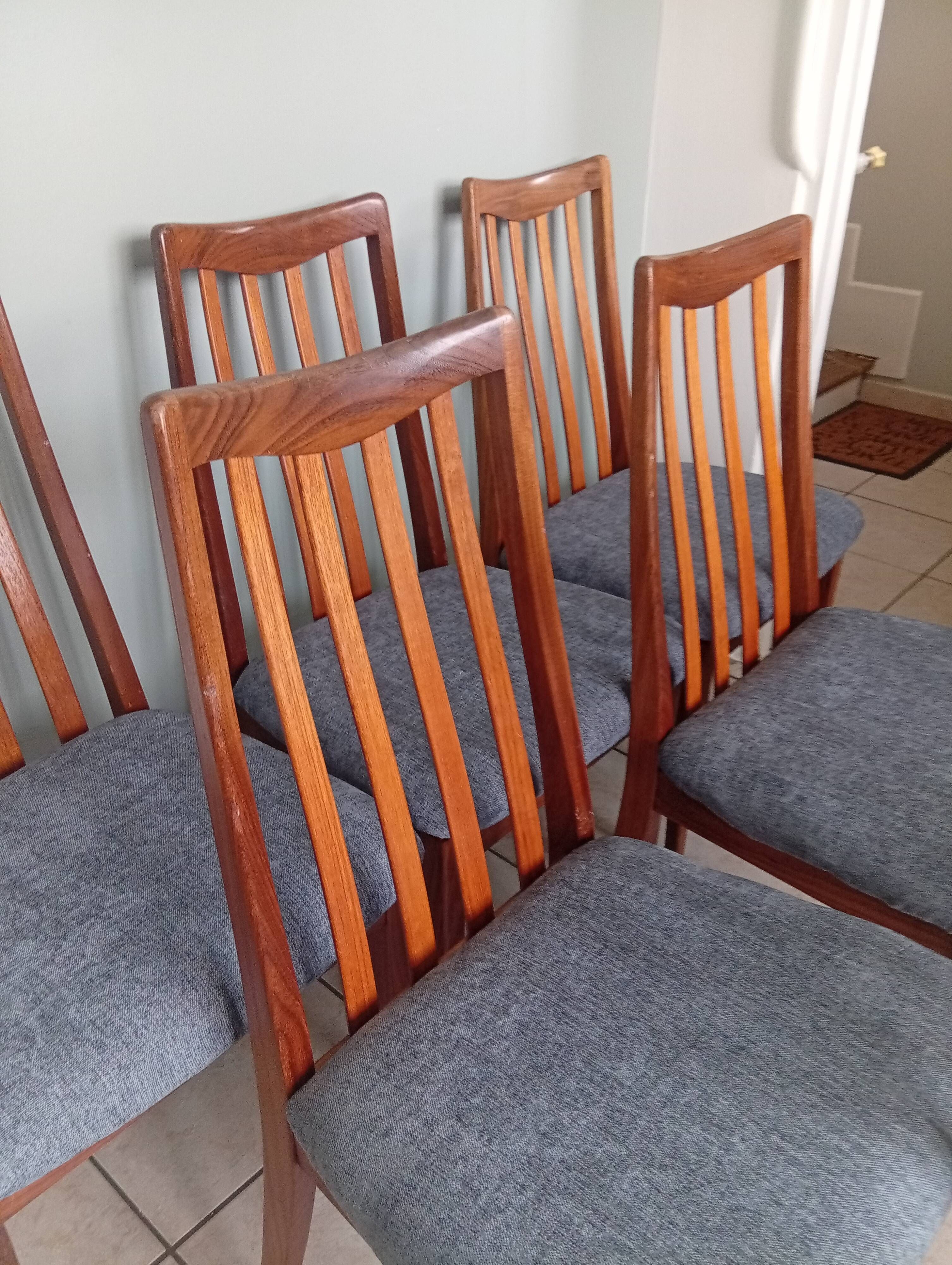 Lot of 6 Gplan teak wood armchairs vintage 1970s dining room scan.