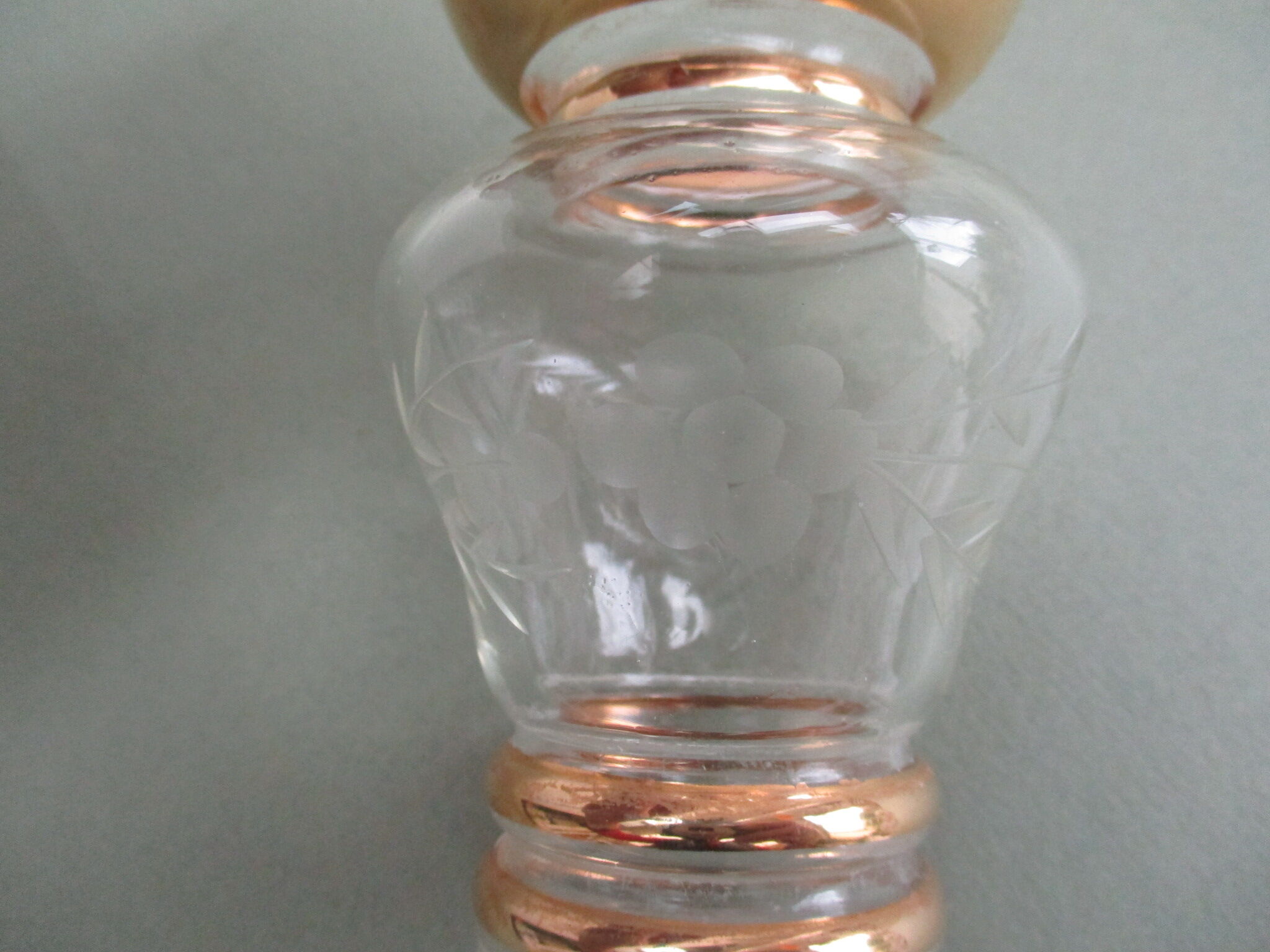 Art deco vase, engraved glass