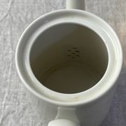 HKE porcelain thermal teapot