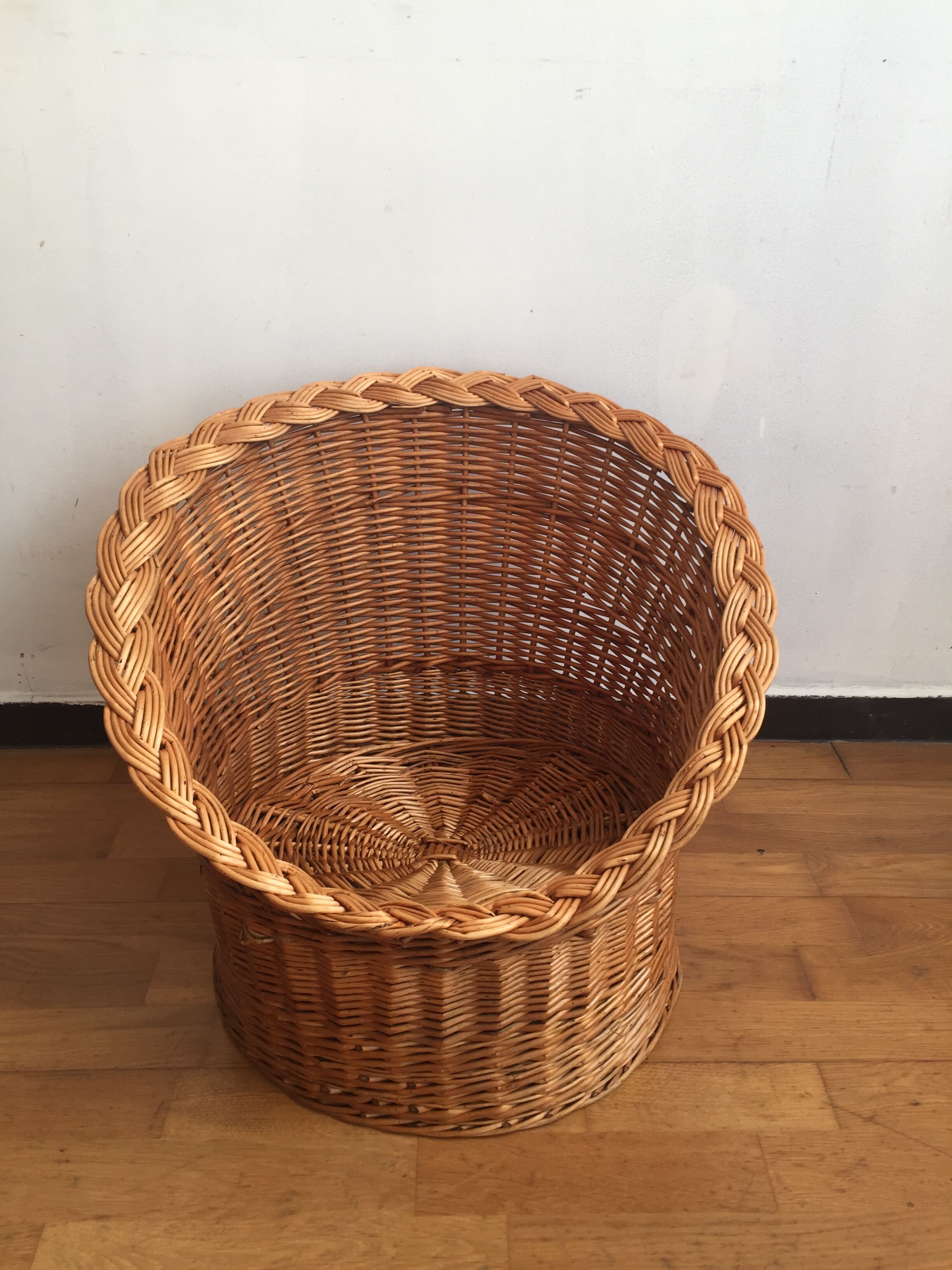 Child wicker chair
