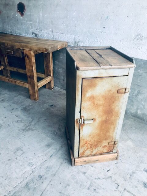Workshop furniture