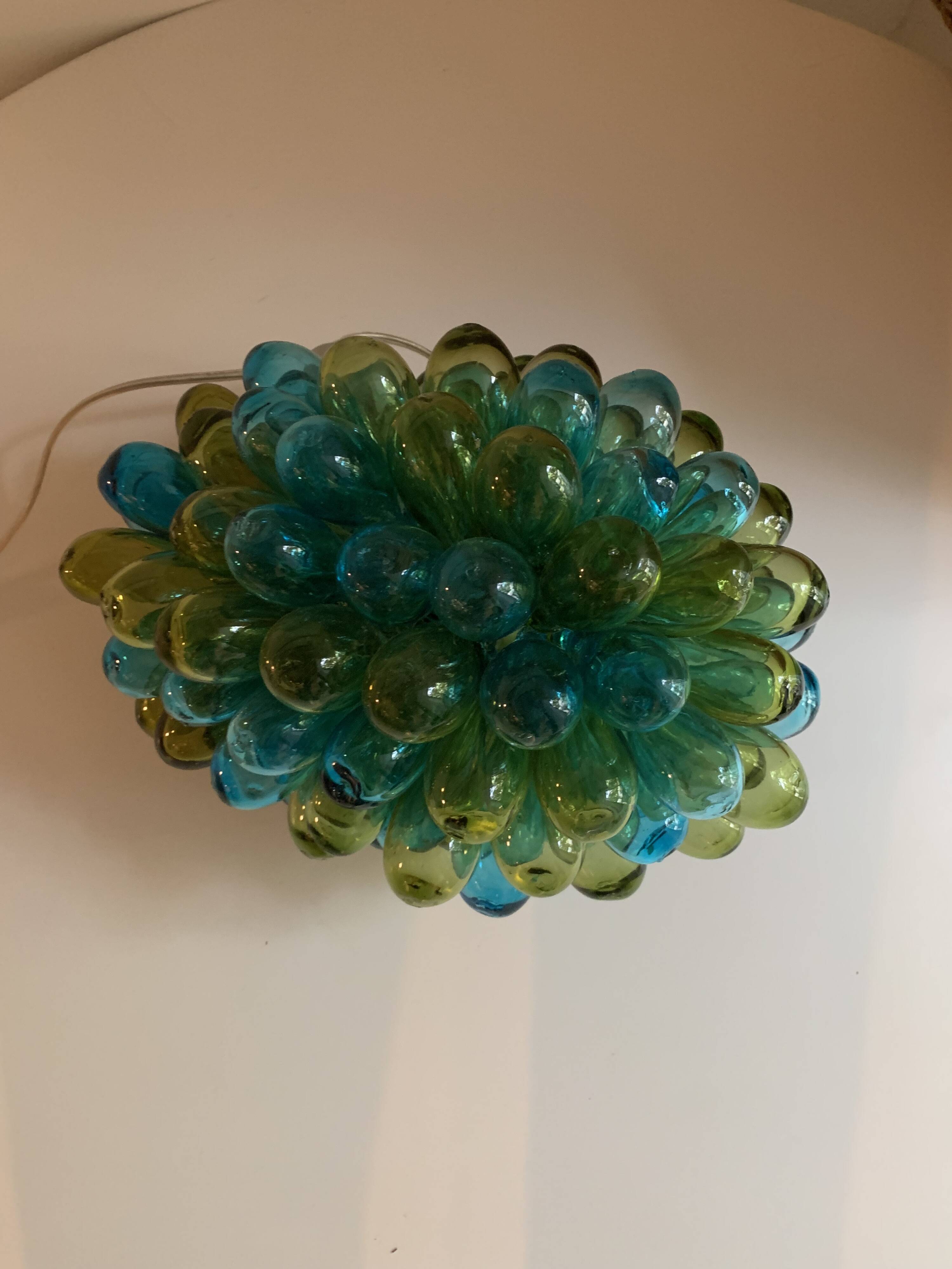 “Cluster” table lamp in blown glass from Syria