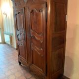 Armoire ancienne de caractère XVIII eme de vallée du Rhône